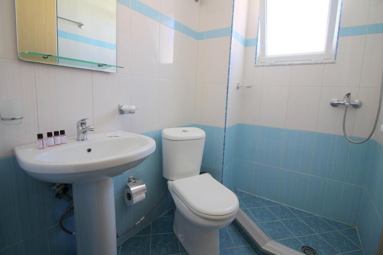 Centrum Hotel Ksamil Ngoại thất bức ảnh